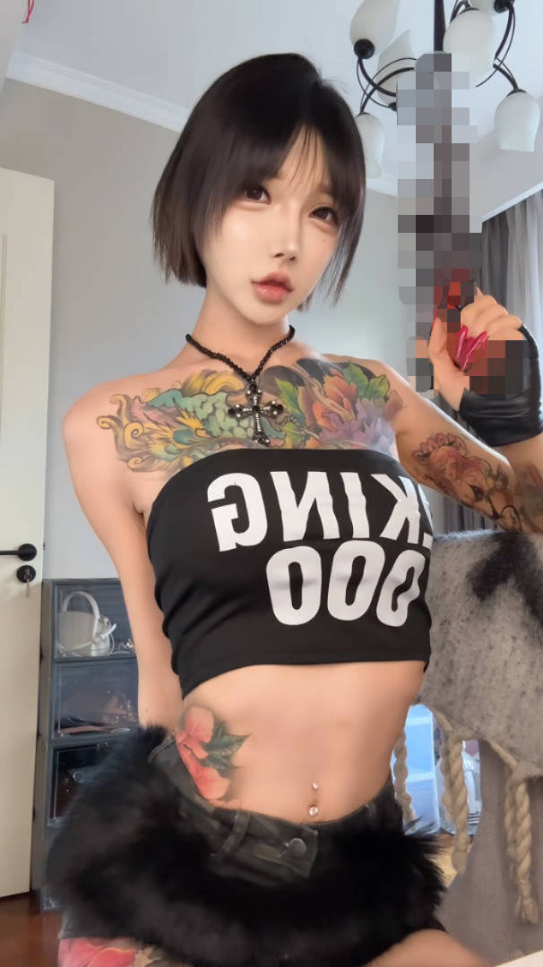 素人精品一区,メイリン モデルコレクション メ,观看免费无删减完整版